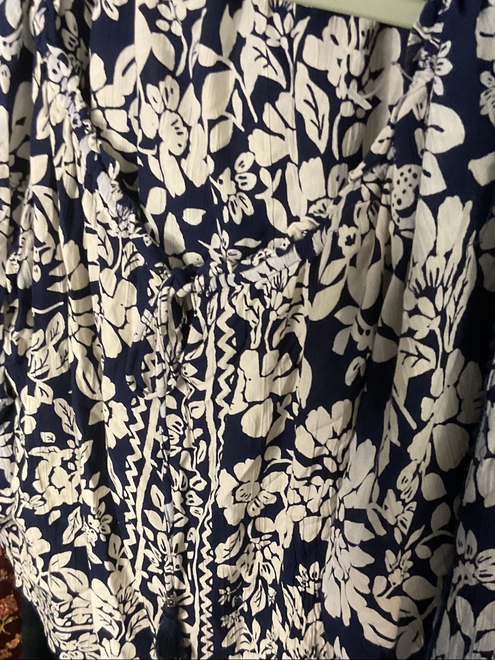Navy and White Floral Tie-Front Blouse ptp 27 to 32 length 28